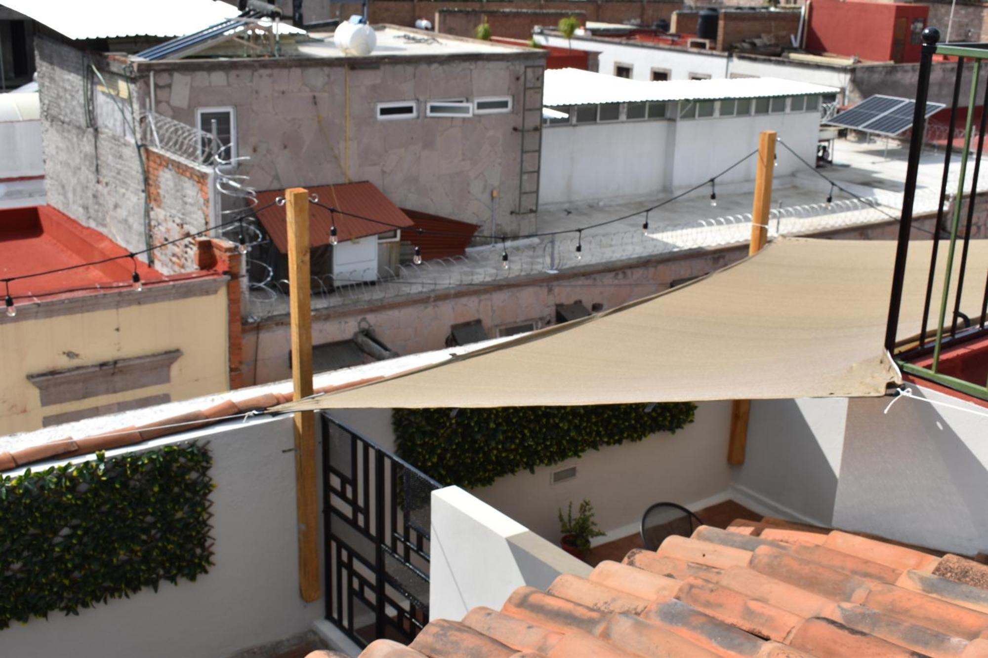 El Suburbio - Serapio Rendon มอเรเลีย ภายนอก รูปภาพ